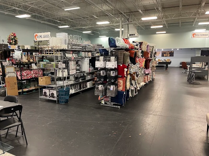 Nedsdag Bargain Outlet LLC
