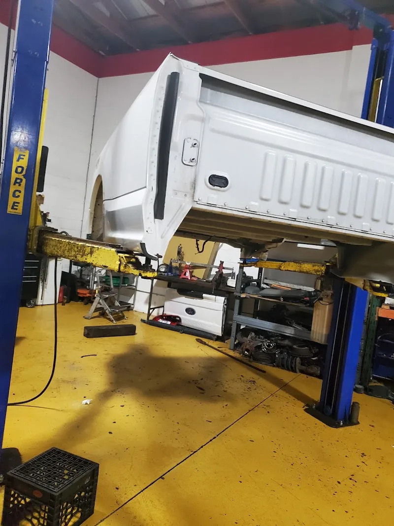 Oscar Autobody And Collision LLC