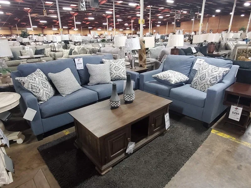 Paul Bellamy Furniture (FA)
