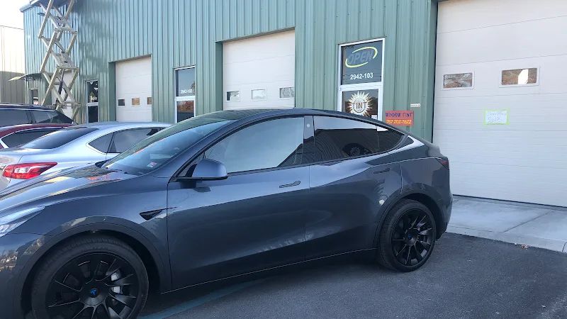 Phillys Tint shop