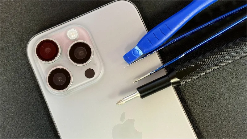 Phones R Us LLC
