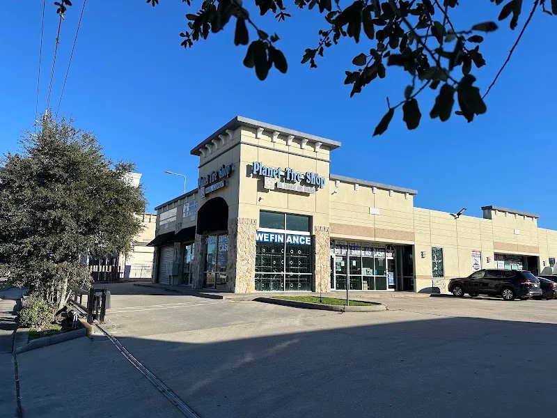 Planet Tire Shop 2
