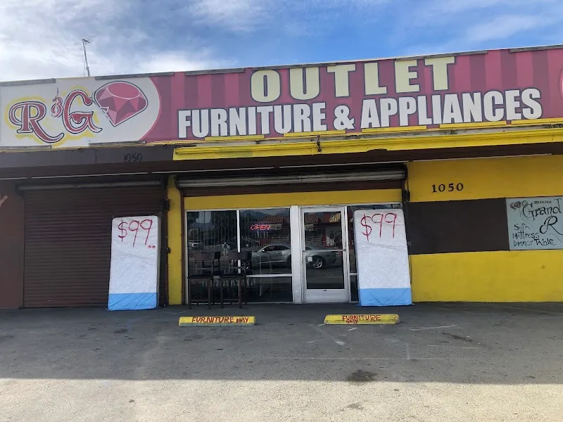 R and G Mattress Furniture