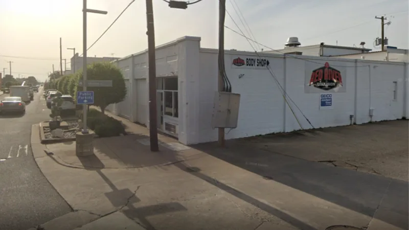Red River Collision Center LLC