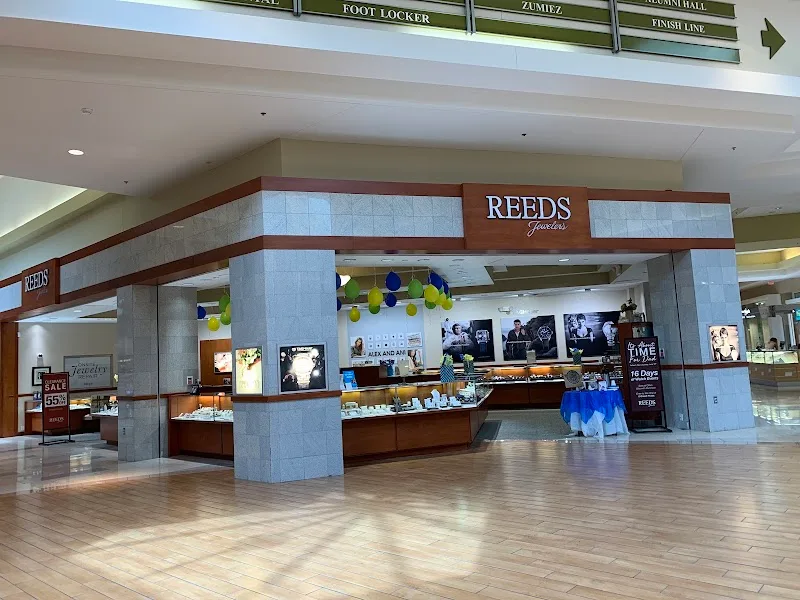 Reeds Jewelers 115