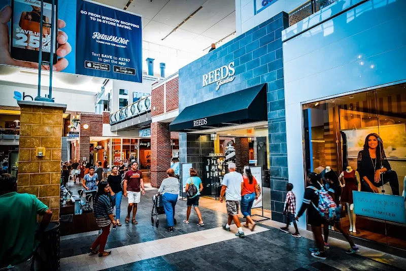 Reeds Jewelers 148