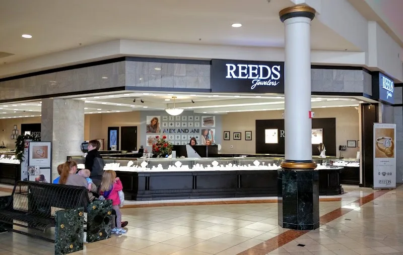 Reeds Jewelers 149