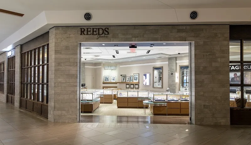 Reeds Jewelers 165