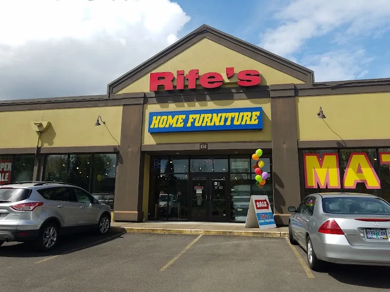 Rifes Home Furniture Oakway