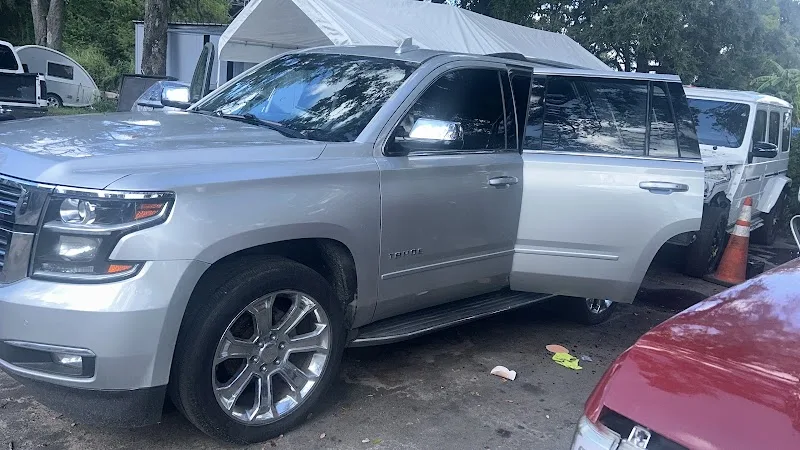 Road Runnerz Auto Solutions LLC