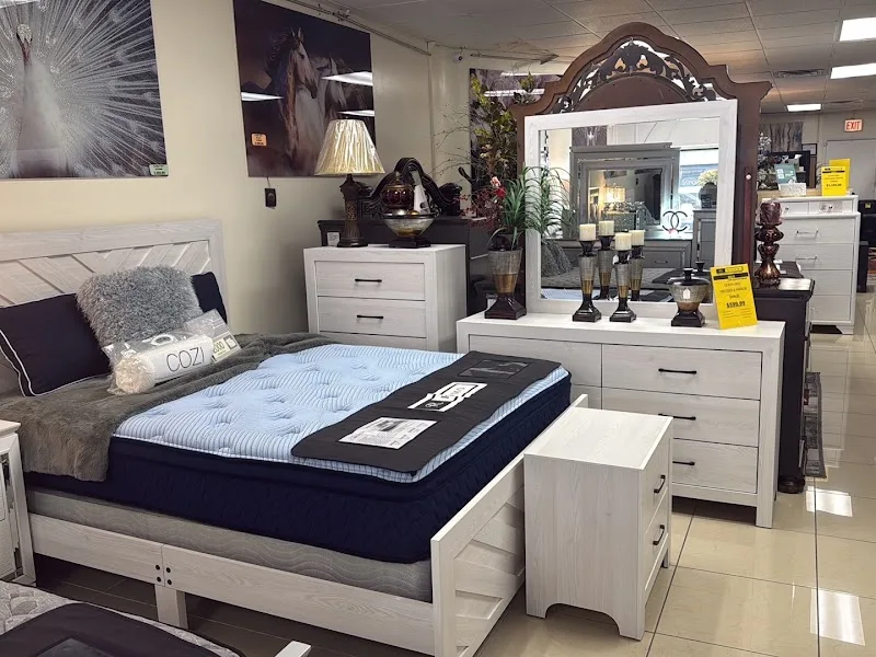 Romo Mattresses and Furniture - W 26th