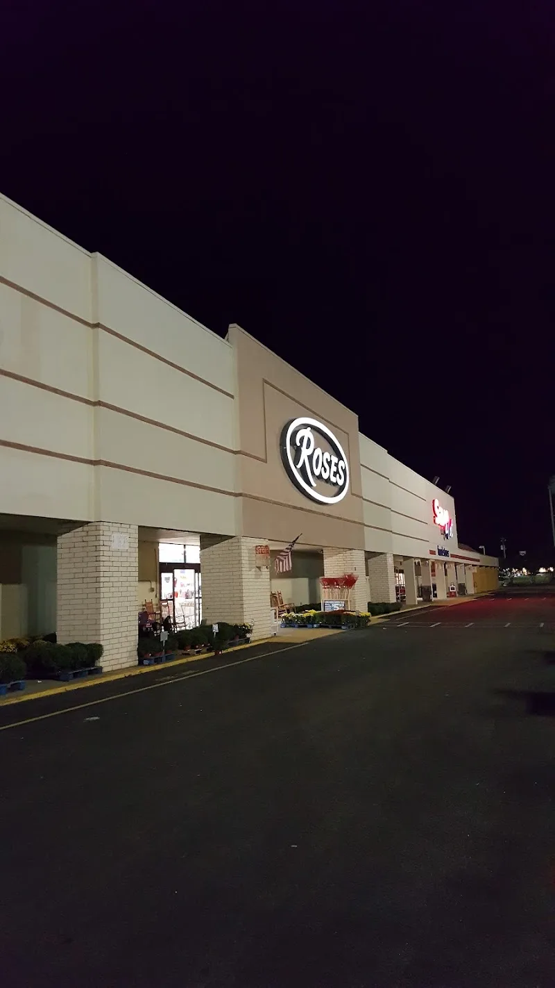 ROSES FURNITURE STORE #402