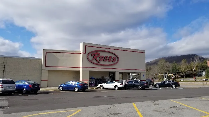 ROSES FURNITURE STORE #412