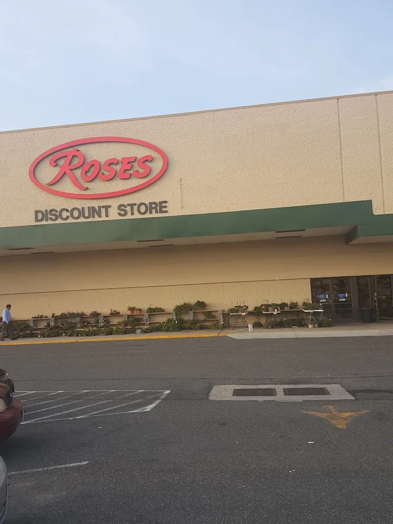 ROSES FURNITURE STORE #435