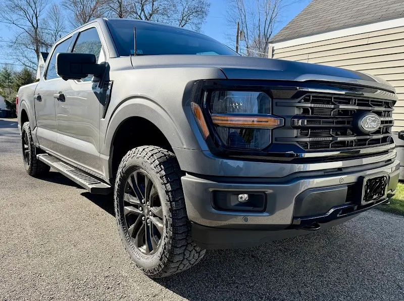 Royal Wheels and Tire Corp