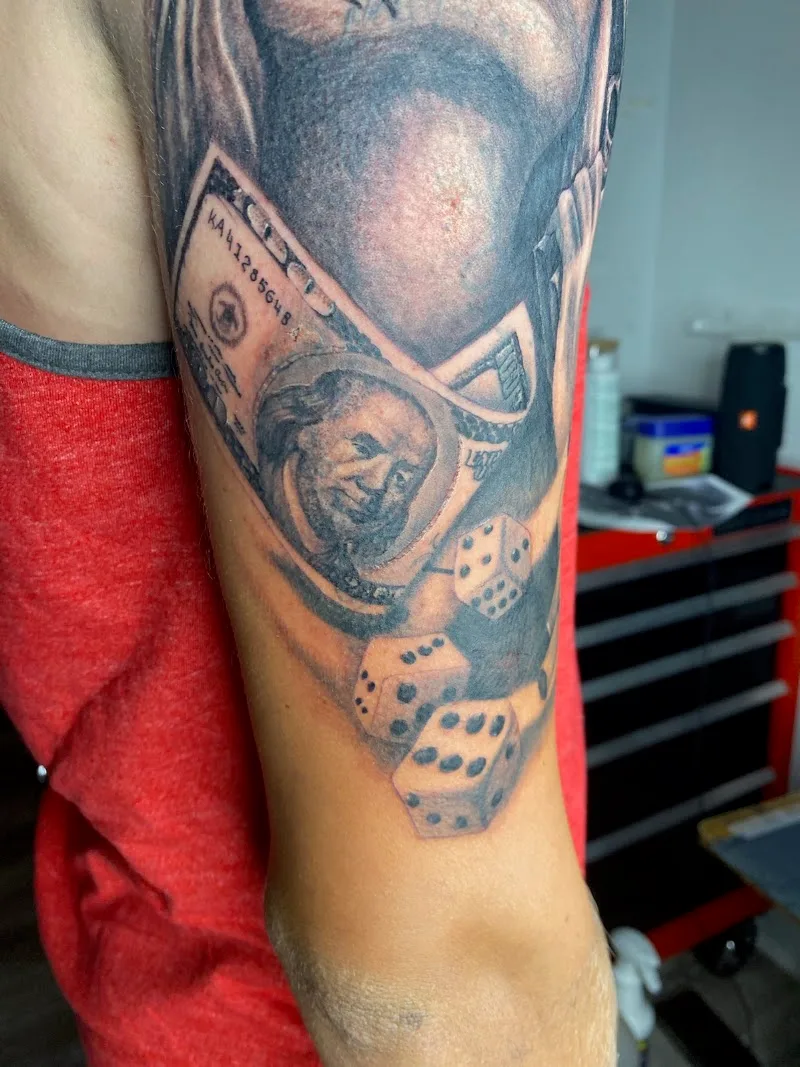 Royalty Tattooing LLC