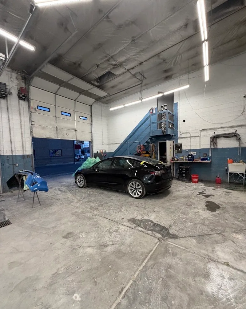 Ruiz Collision and Repair LLC