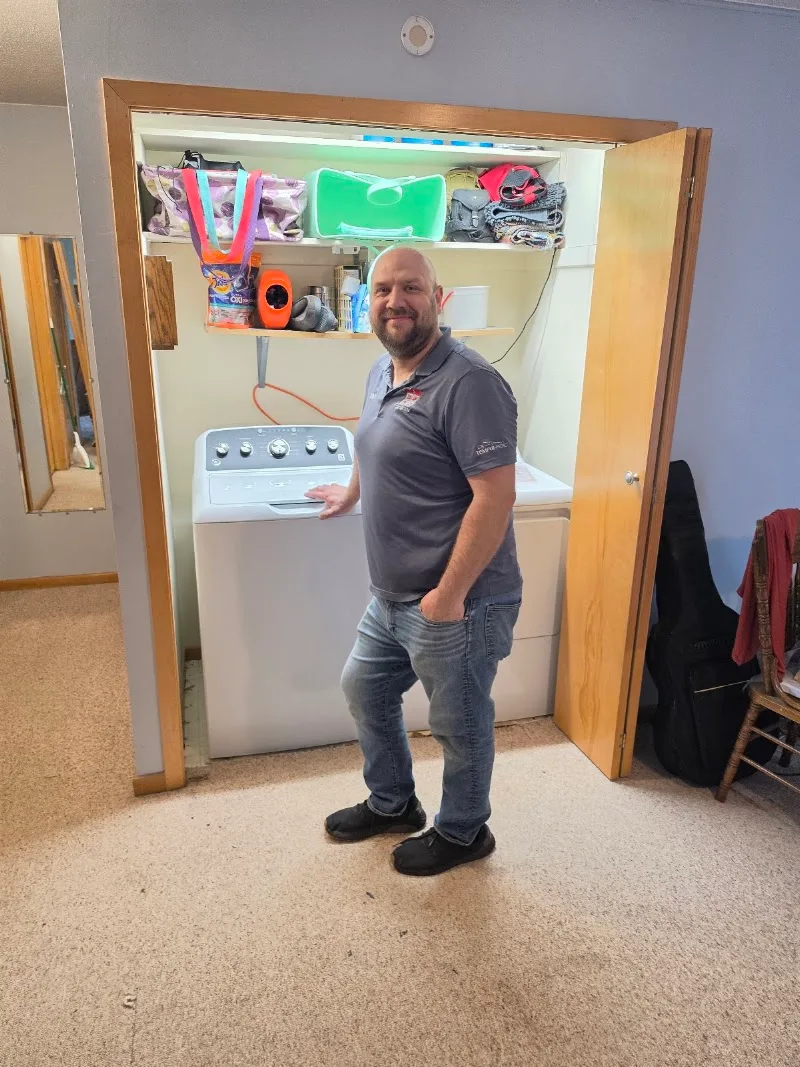 Schomackers Office Cleaning LLC