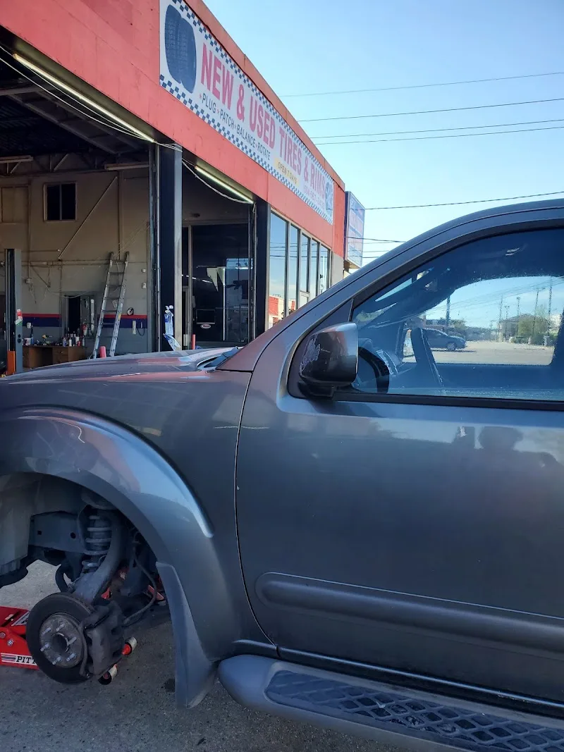 Sky Tire And Rims