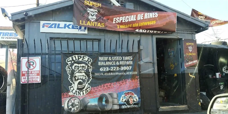 Super Llantas