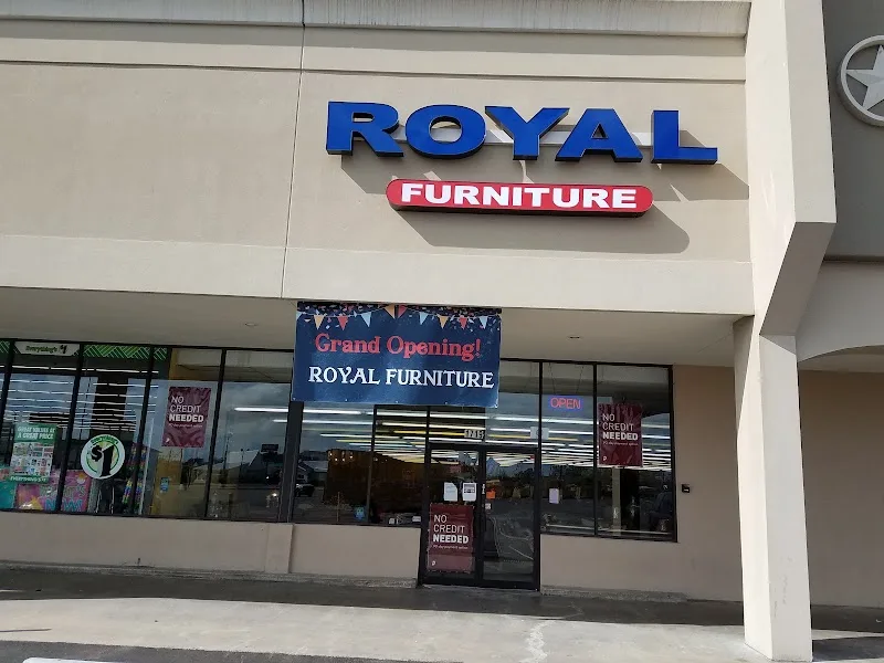 TM Royal LLC