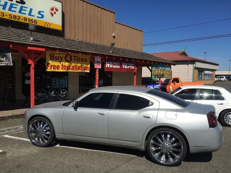 Universal Tire and Wheels Inc