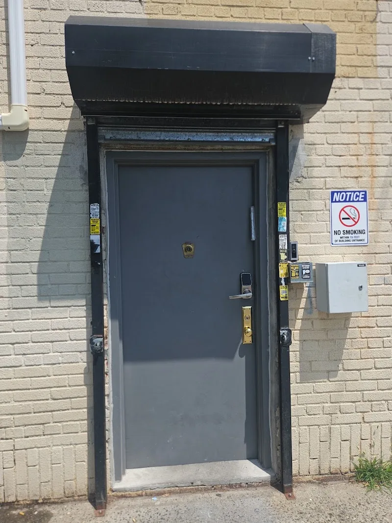 V and R Fulton Wholesale