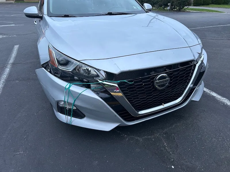 Vinces Auto Repair LLC