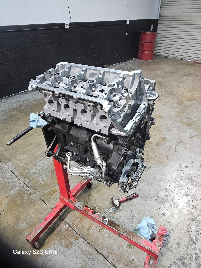 VW and Audi Service LLC