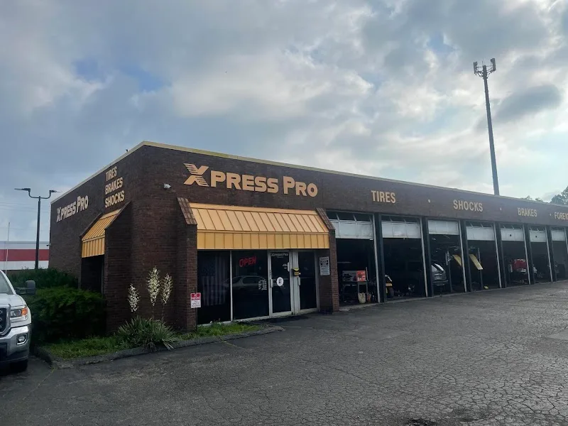 Xpress Pro Tire Brentwood - 1005