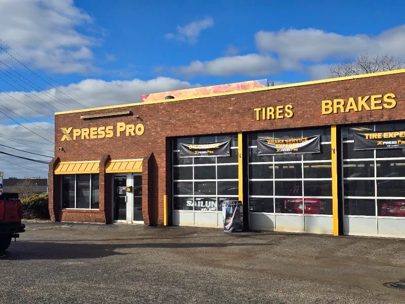 Xpress Pro Tire Western Hills - 1003