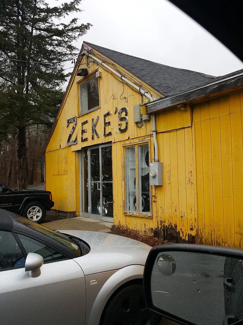 Zekes Custom Auto Accessories Inc